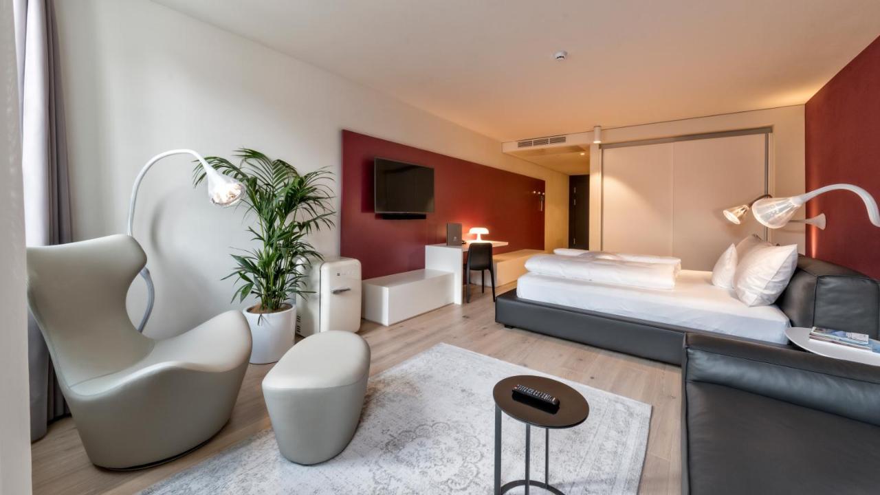 Guesthouse Suiteseven เมราโน ภายนอก รูปภาพ