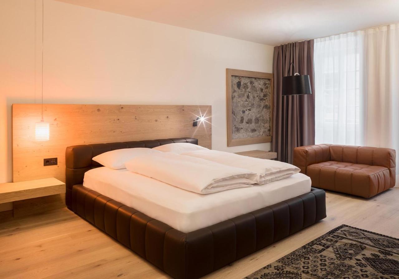 Guesthouse Suiteseven เมราโน ภายนอก รูปภาพ