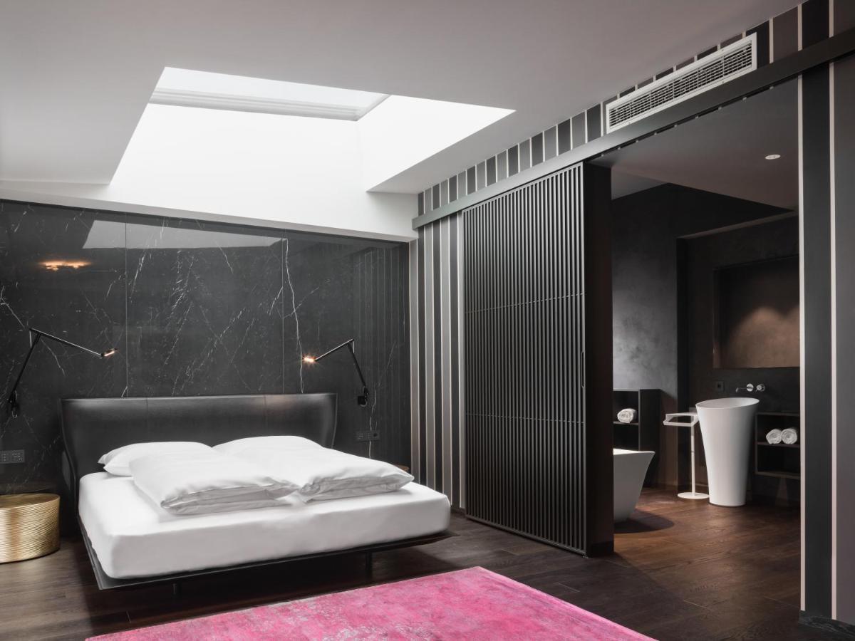 Guesthouse Suiteseven เมราโน ภายนอก รูปภาพ