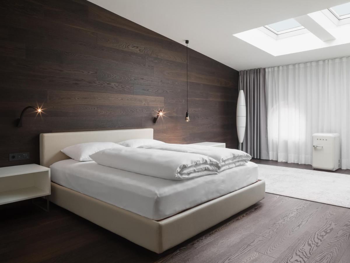 Guesthouse Suiteseven เมราโน ภายนอก รูปภาพ