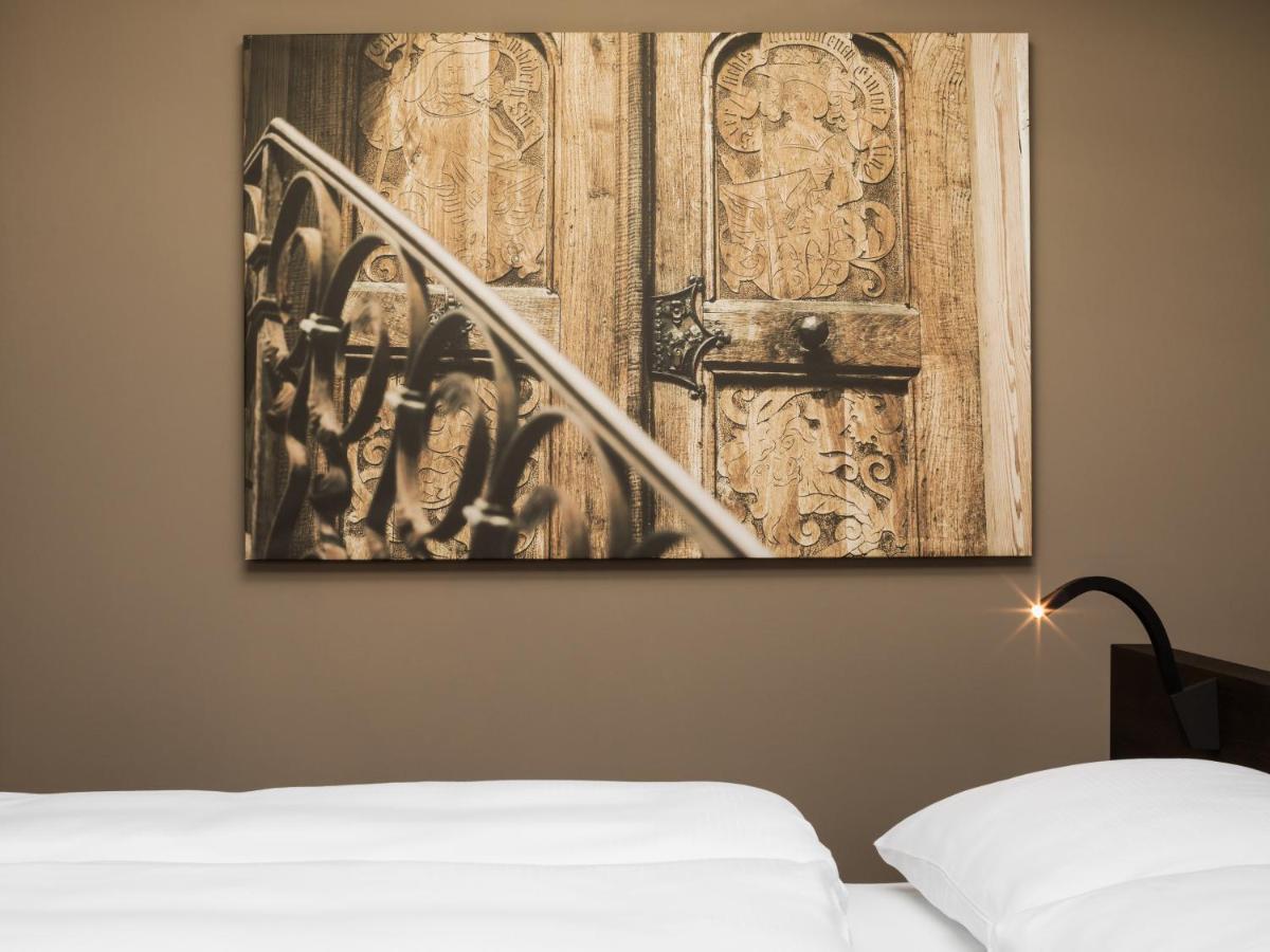 Guesthouse Suiteseven เมราโน ภายนอก รูปภาพ