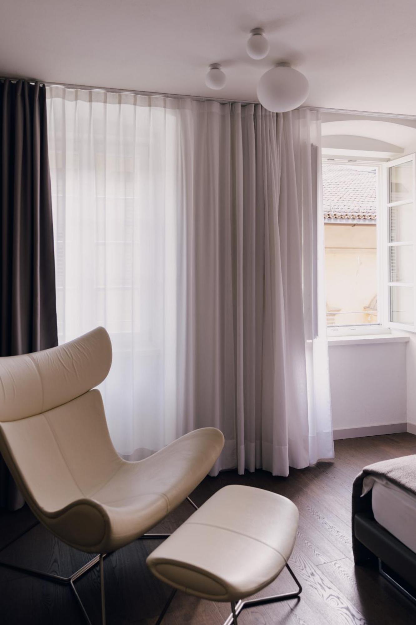 Guesthouse Suiteseven เมราโน ภายนอก รูปภาพ