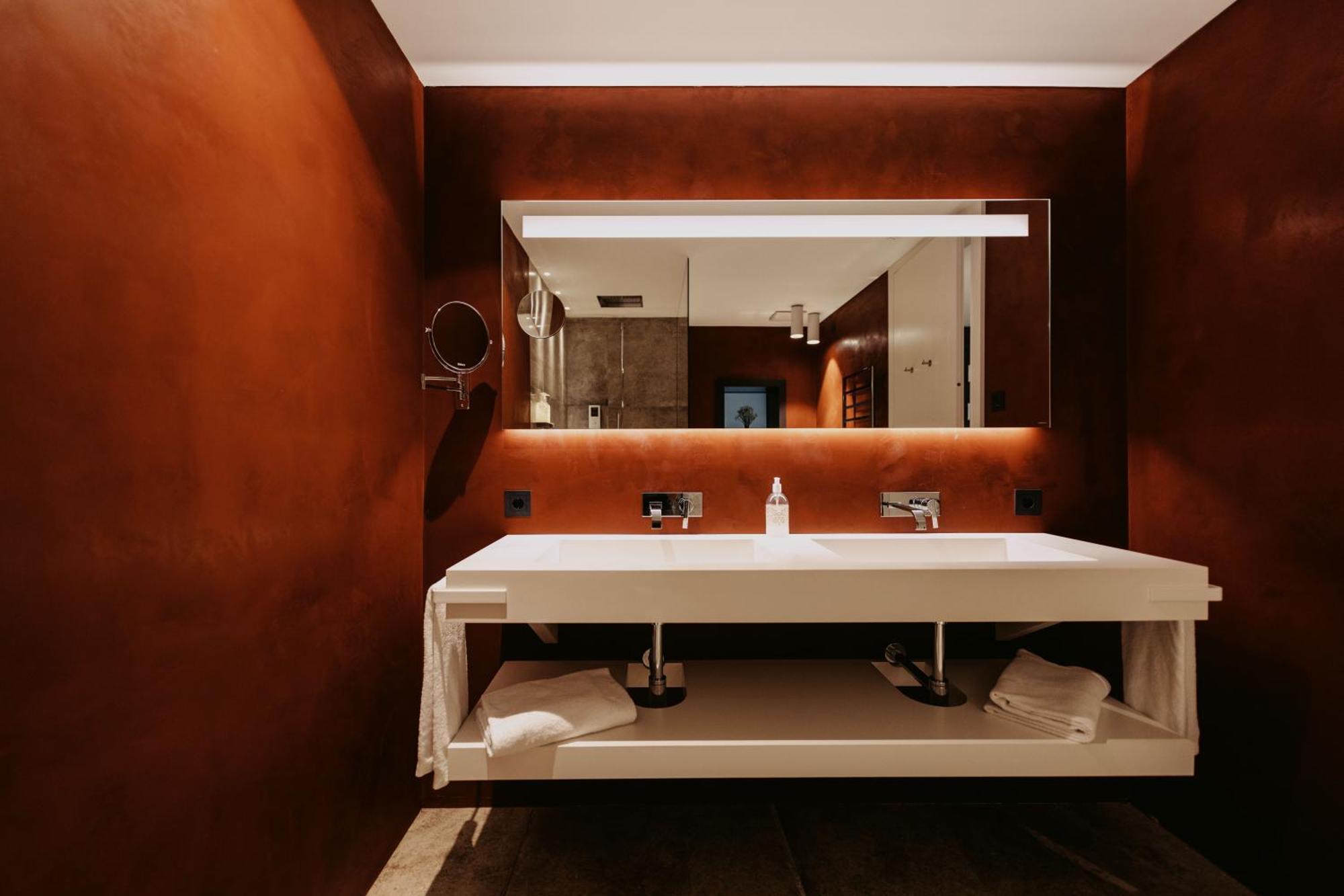 Guesthouse Suiteseven เมราโน ภายนอก รูปภาพ